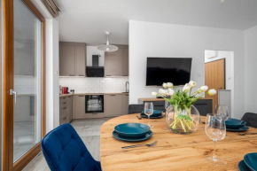 Kasprzaka 29A Separate Bedroom Free Garage By Perfect Apart